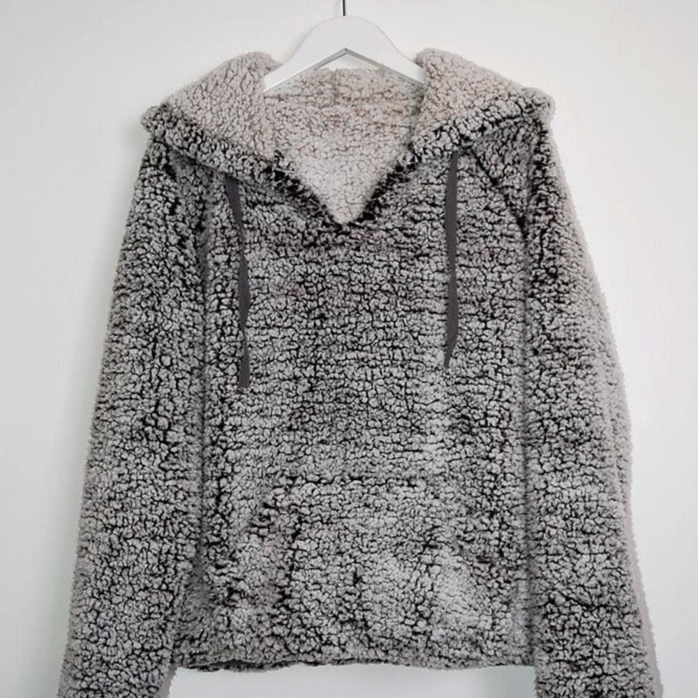 Sherpa charcoal gray pullover sweatshirt